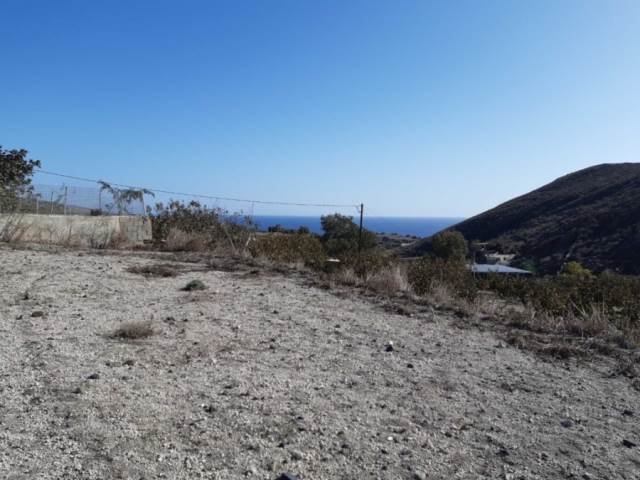 (For Sale) Land Plot for development || Cyclades/Santorini-Thira - 611 Sq.m, 150.000€ 
